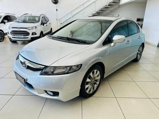 HONDA CIVIC 1.8 LXL SE 16V FLEX 4P AUTOMÁTICO HONDA CIVIC 1.8 LXL SE 16V FLEX 4P AUTOMÁTICO